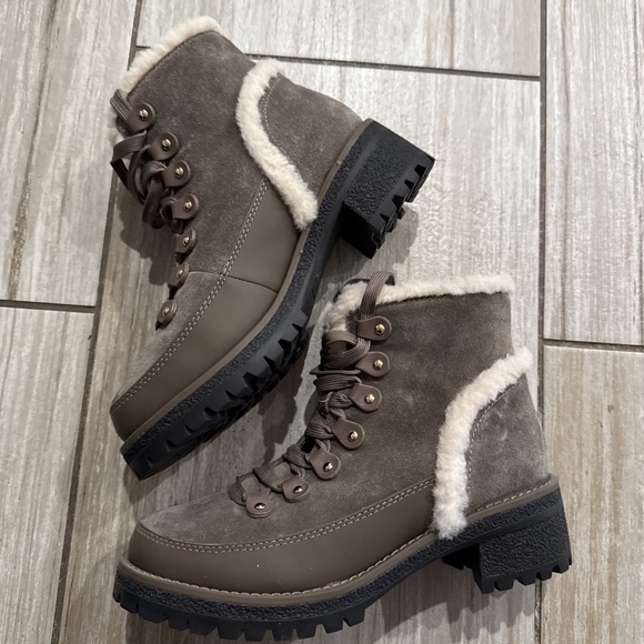 Tory Burch Cooper Shearling Suede Boots Women’s 7M - Picture 4 of 6